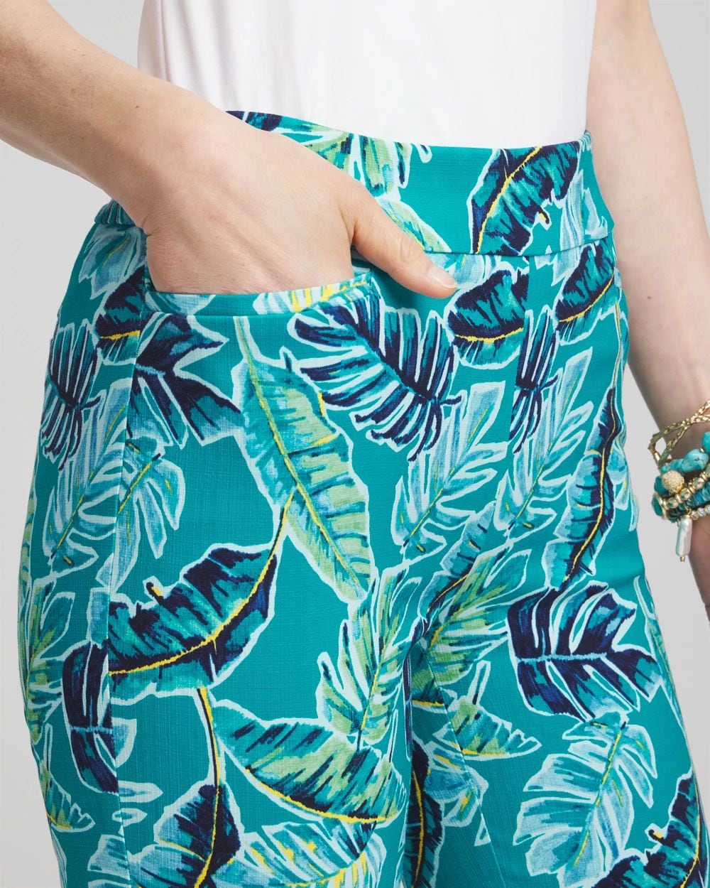 Brigitte™ Tropical Pull-On Ankle Pants | Chico's
